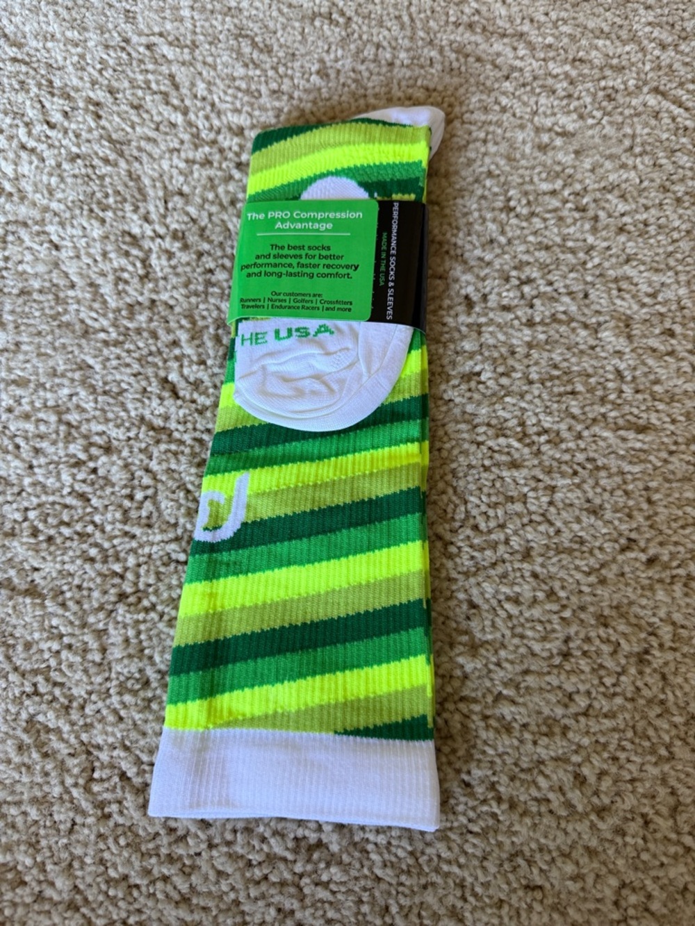 NWT Pro Compression Women's Neon Green Striped Compression Socks - Picture 2 of 3